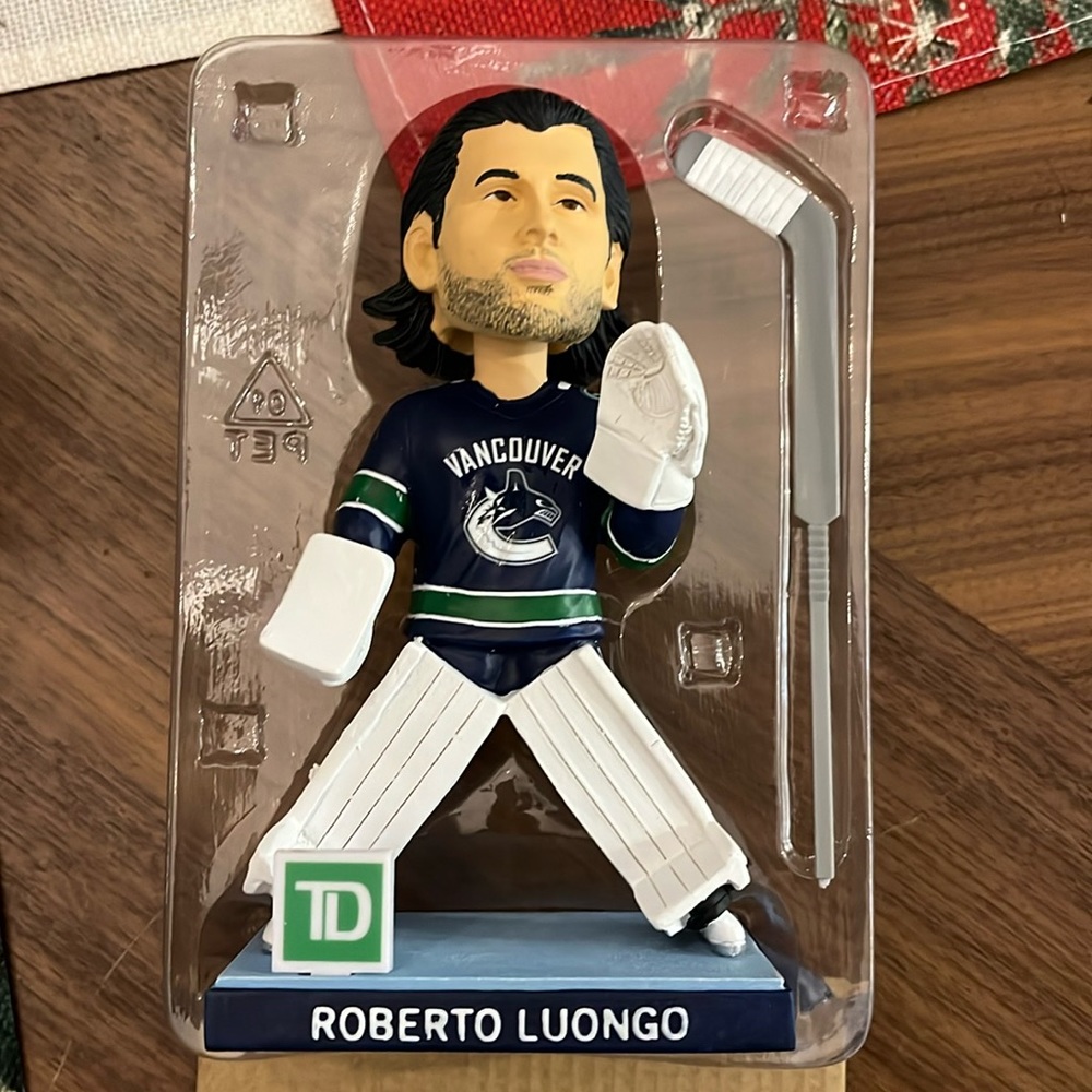 New Luongo Canucks bobblehead